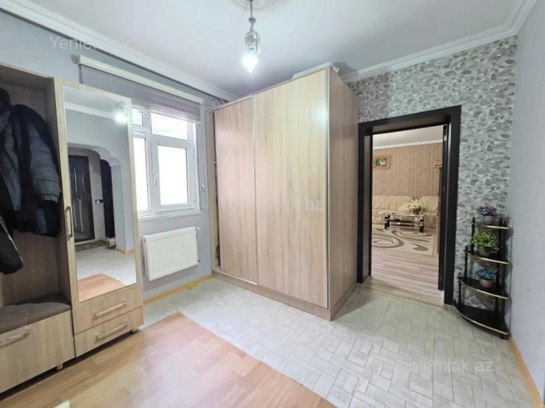 Satılır 3 otaqlı köhnə tikili 85 m²