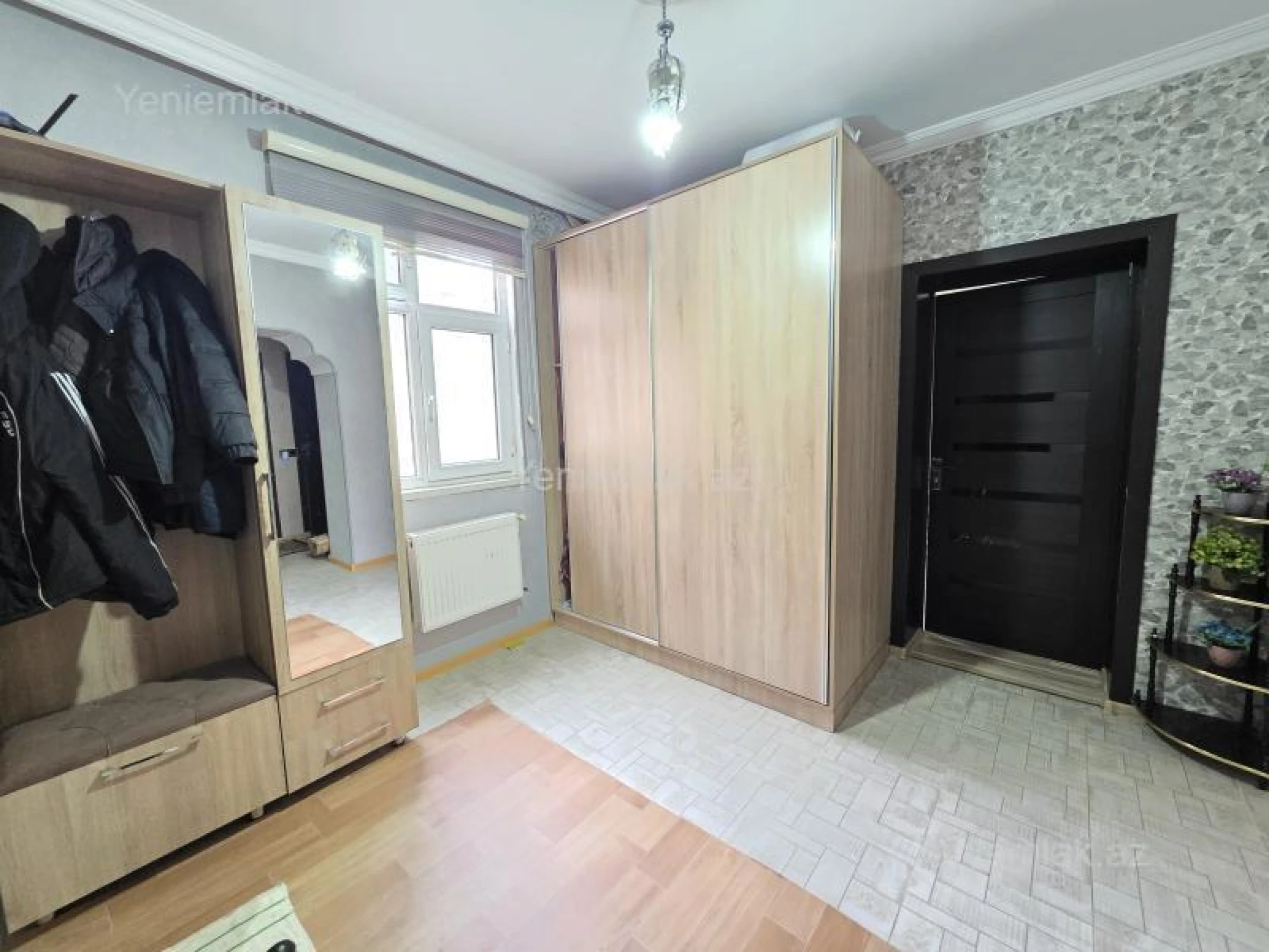 Satılır 3 otaqlı köhnə tikili 85 m²