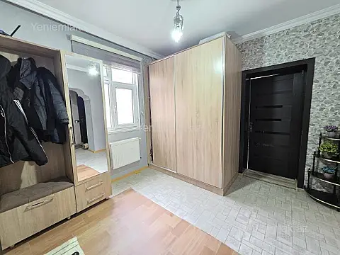 Satılır 3 otaqlı köhnə tikili 85 m²