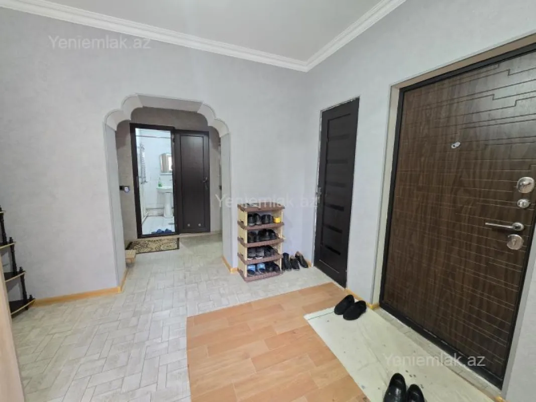 Satılır 3 otaqlı köhnə tikili 85 m²