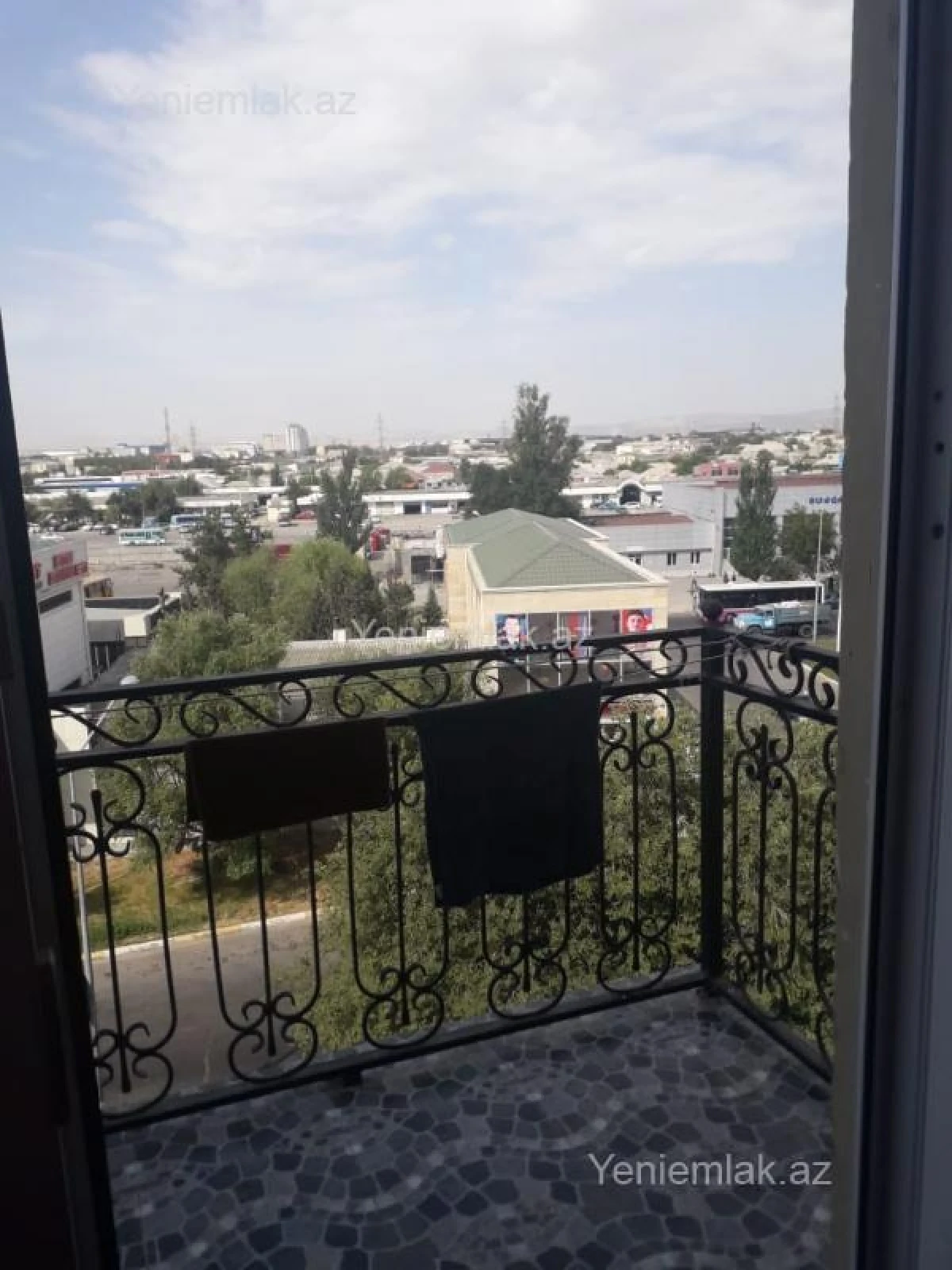 Satılır 2 otaqlı köhnə tikili 42 m²
