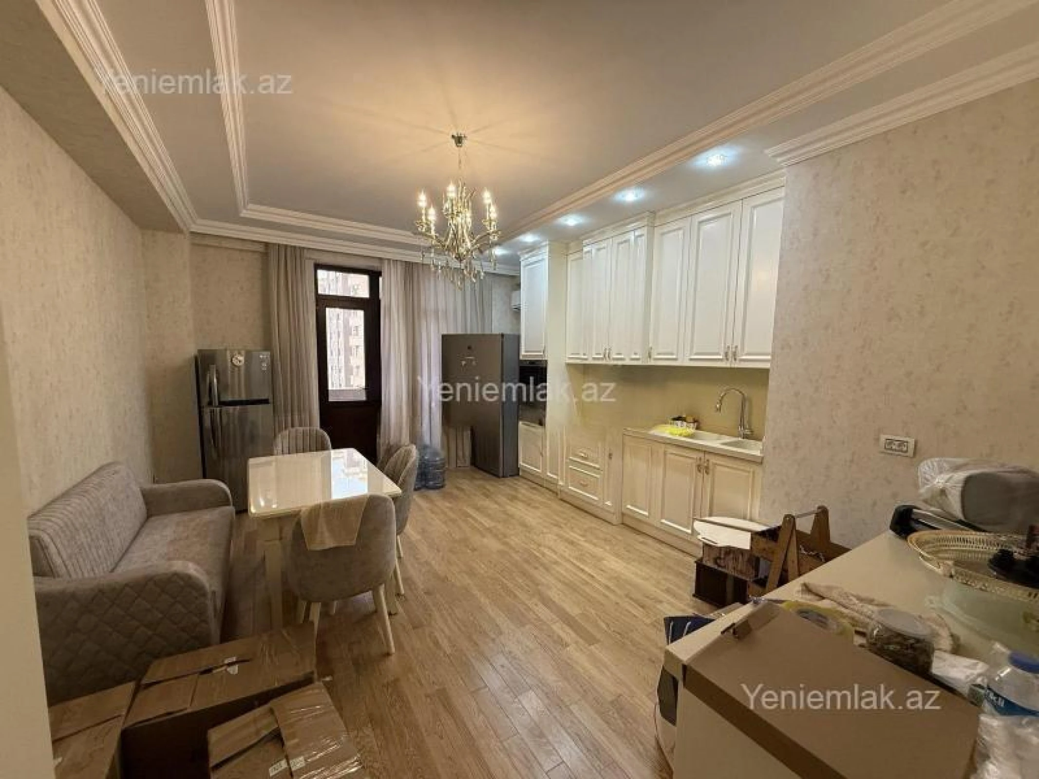 Satılır 4 otaqlı yeni tikili 185 m²