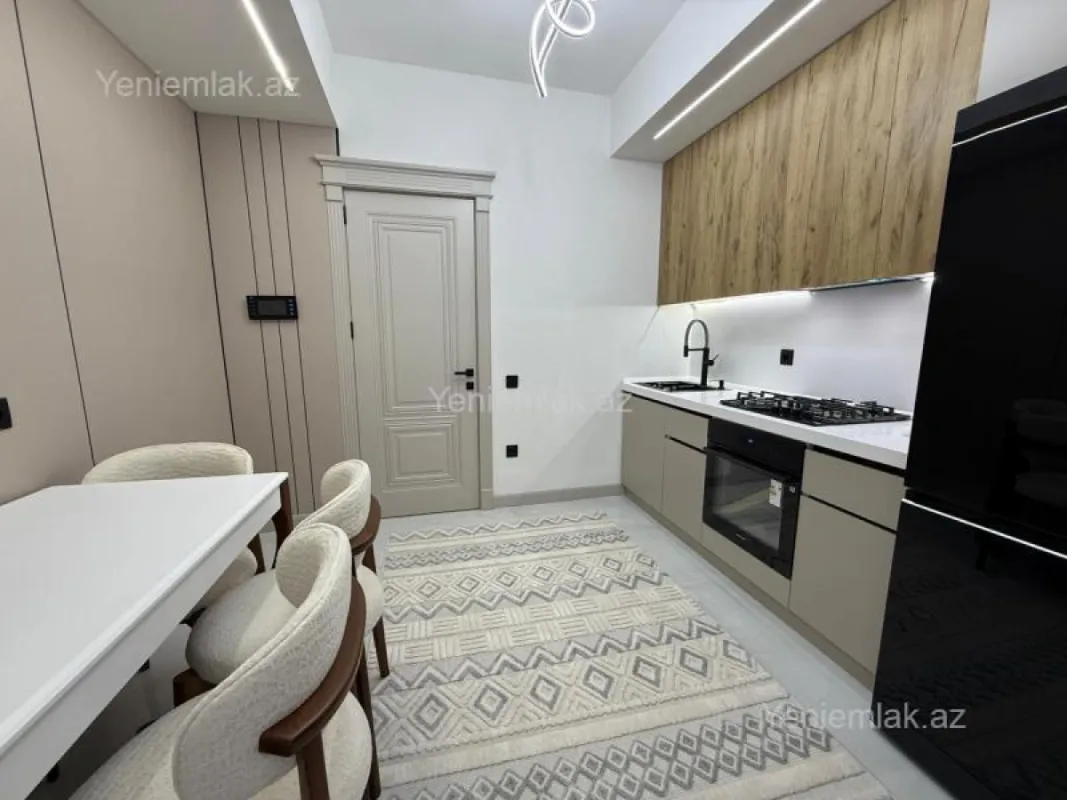 Satılır 3 otaqlı yeni tikili 93 m²