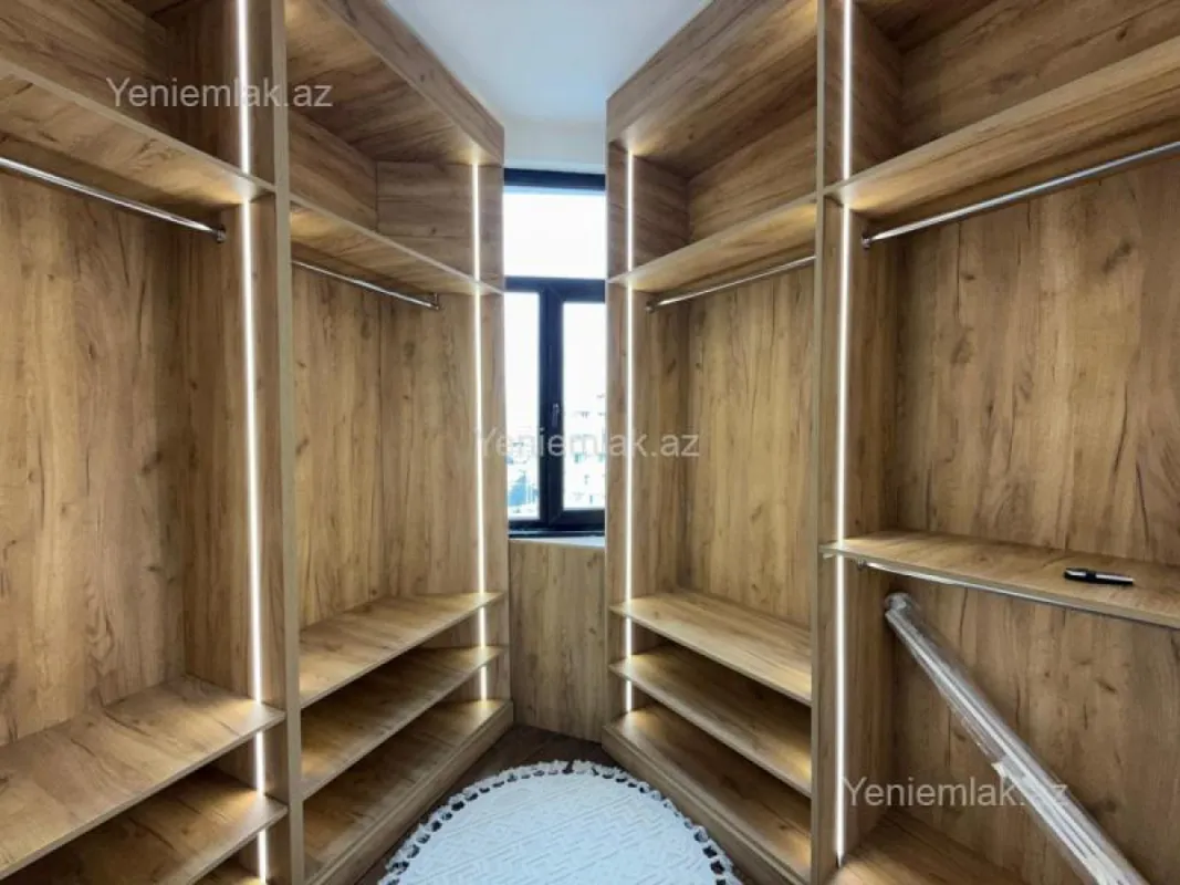 Satılır 3 otaqlı yeni tikili 93 m²