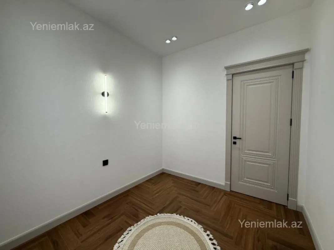 Satılır 3 otaqlı yeni tikili 93 m²