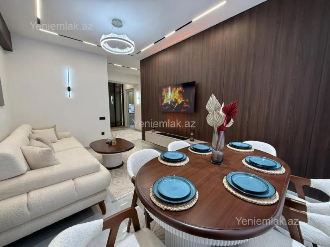 Satılır 3 otaqlı yeni tikili 93 m²