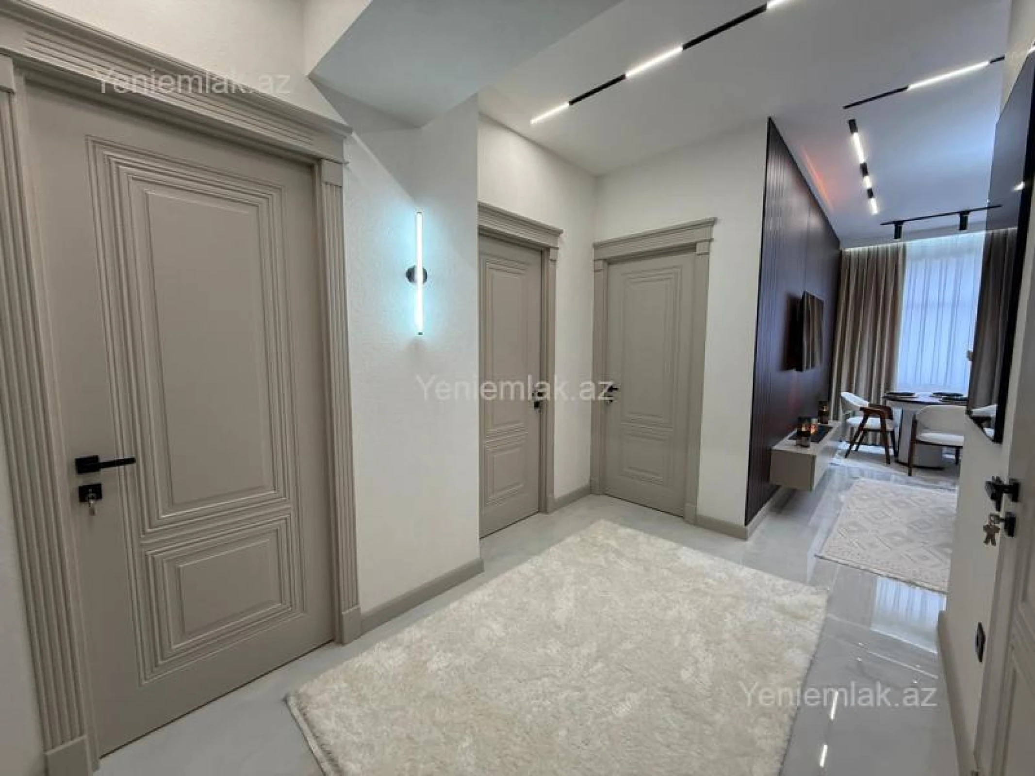 Satılır 3 otaqlı yeni tikili 93 m²