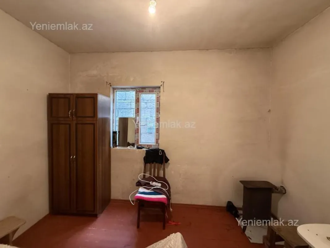 Satılır 2 otaqlı həyət evi 60 m²