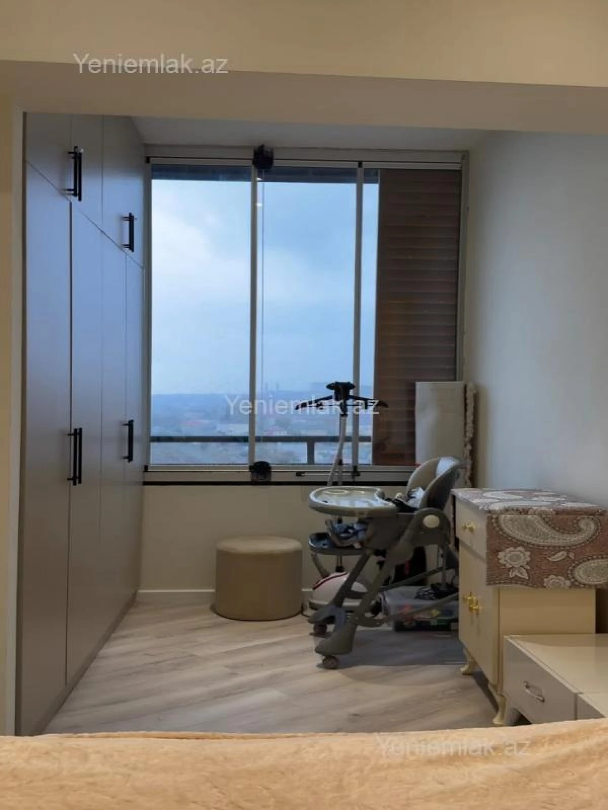 Satılır 3 otaqlı yeni tikili 89 m²