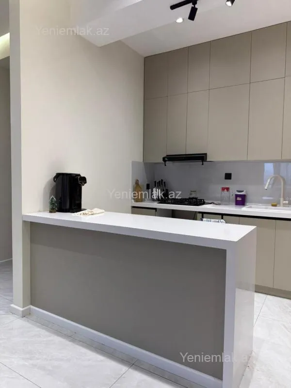 Satılır 3 otaqlı yeni tikili 89 m²