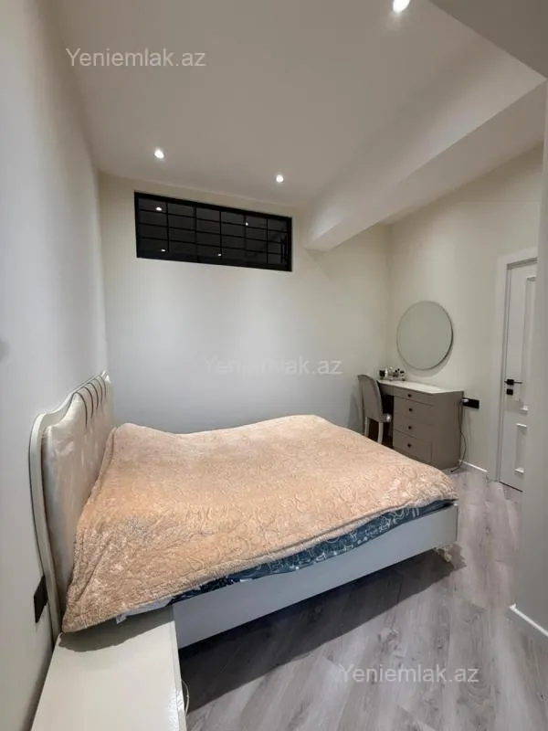 Satılır 3 otaqlı yeni tikili 89 m²