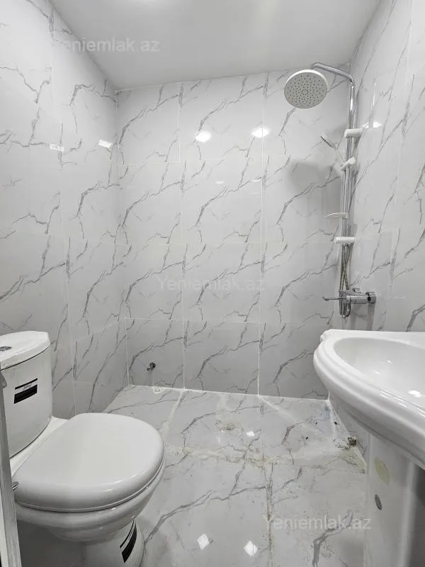 Satılır 2 otaqlı köhnə tikili 45 m²