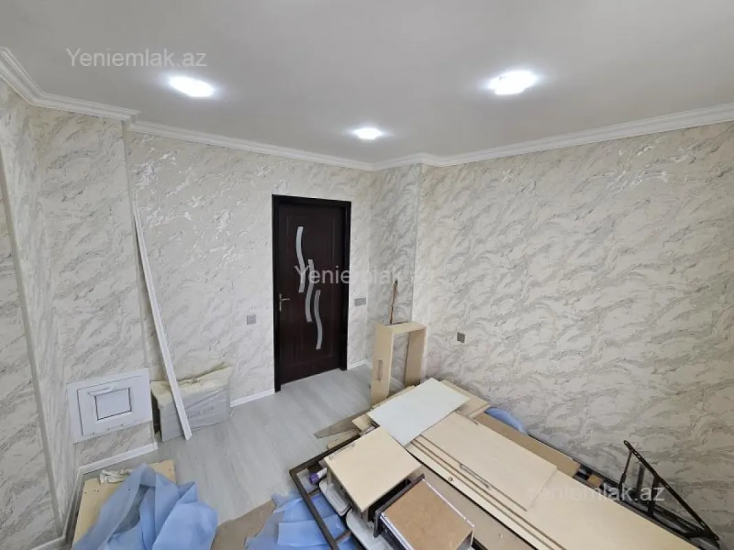 Satılır 2 otaqlı köhnə tikili 45 m²