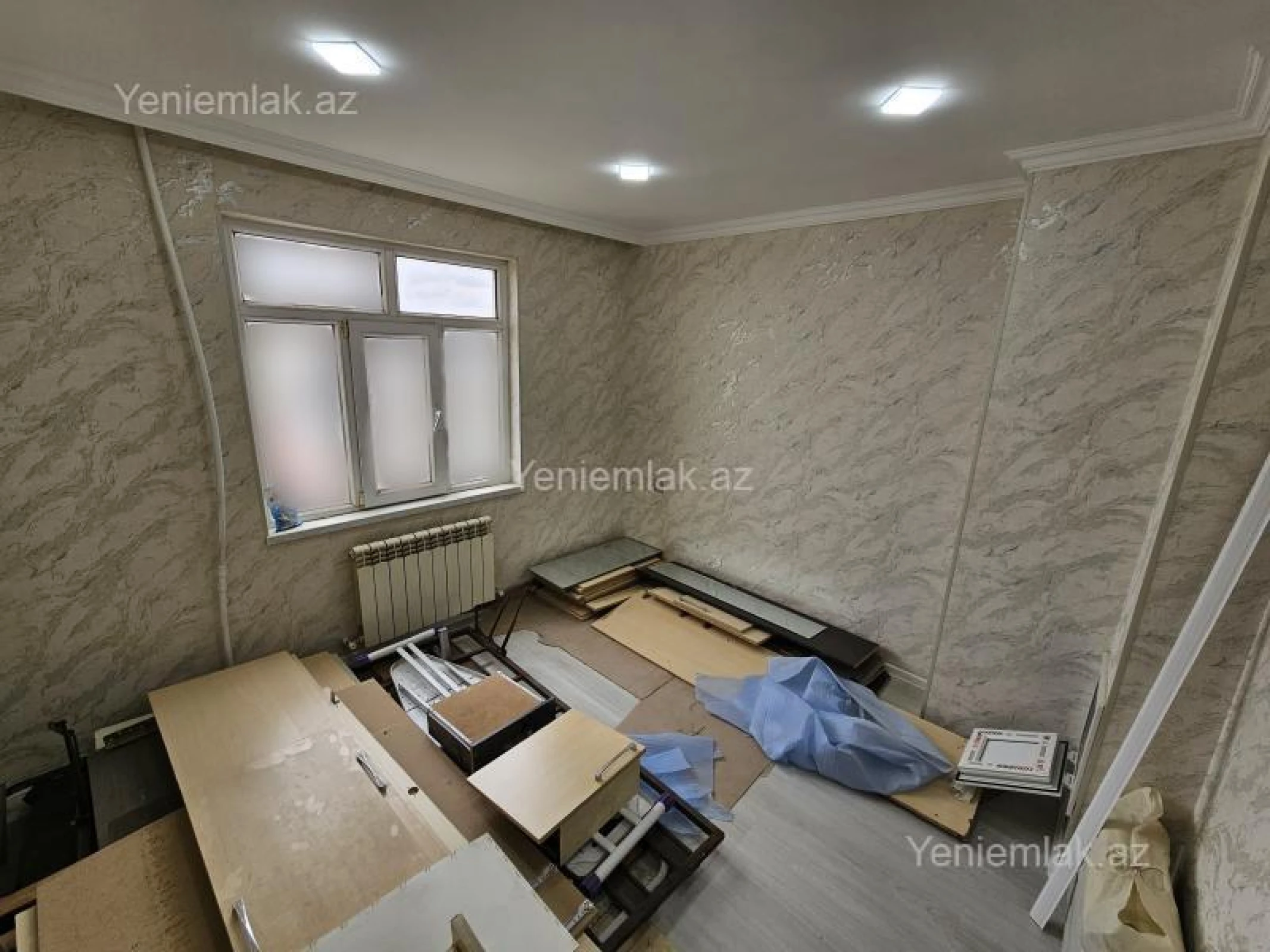 Satılır 2 otaqlı köhnə tikili 45 m²
