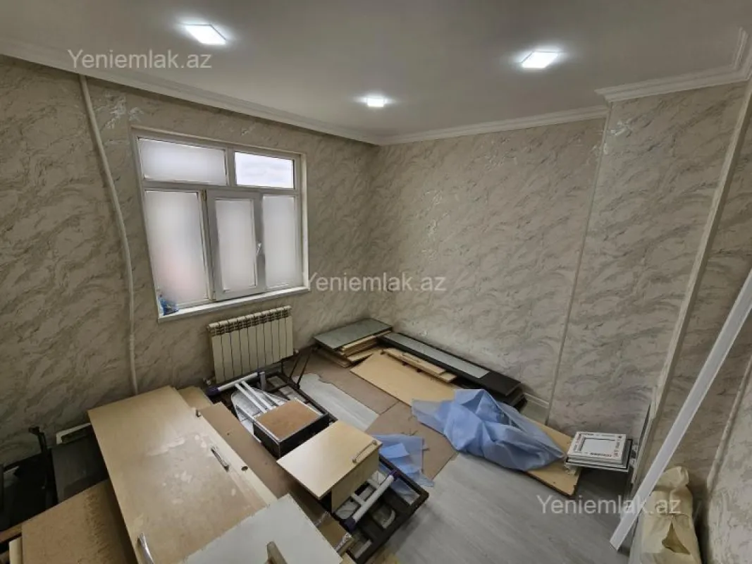 Satılır 2 otaqlı köhnə tikili 45 m²