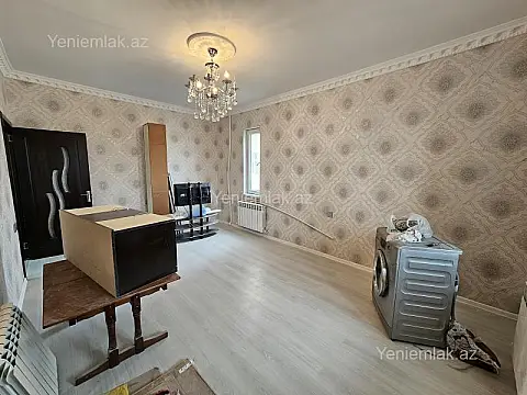 Satılır 2 otaqlı köhnə tikili 45 m²