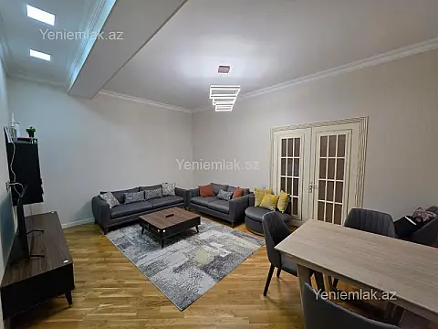 Satılır 3 otaqlı yeni tikili 73 m²