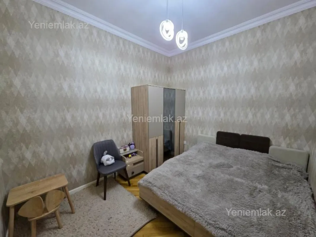 Satılır 3 otaqlı yeni tikili 73 m²