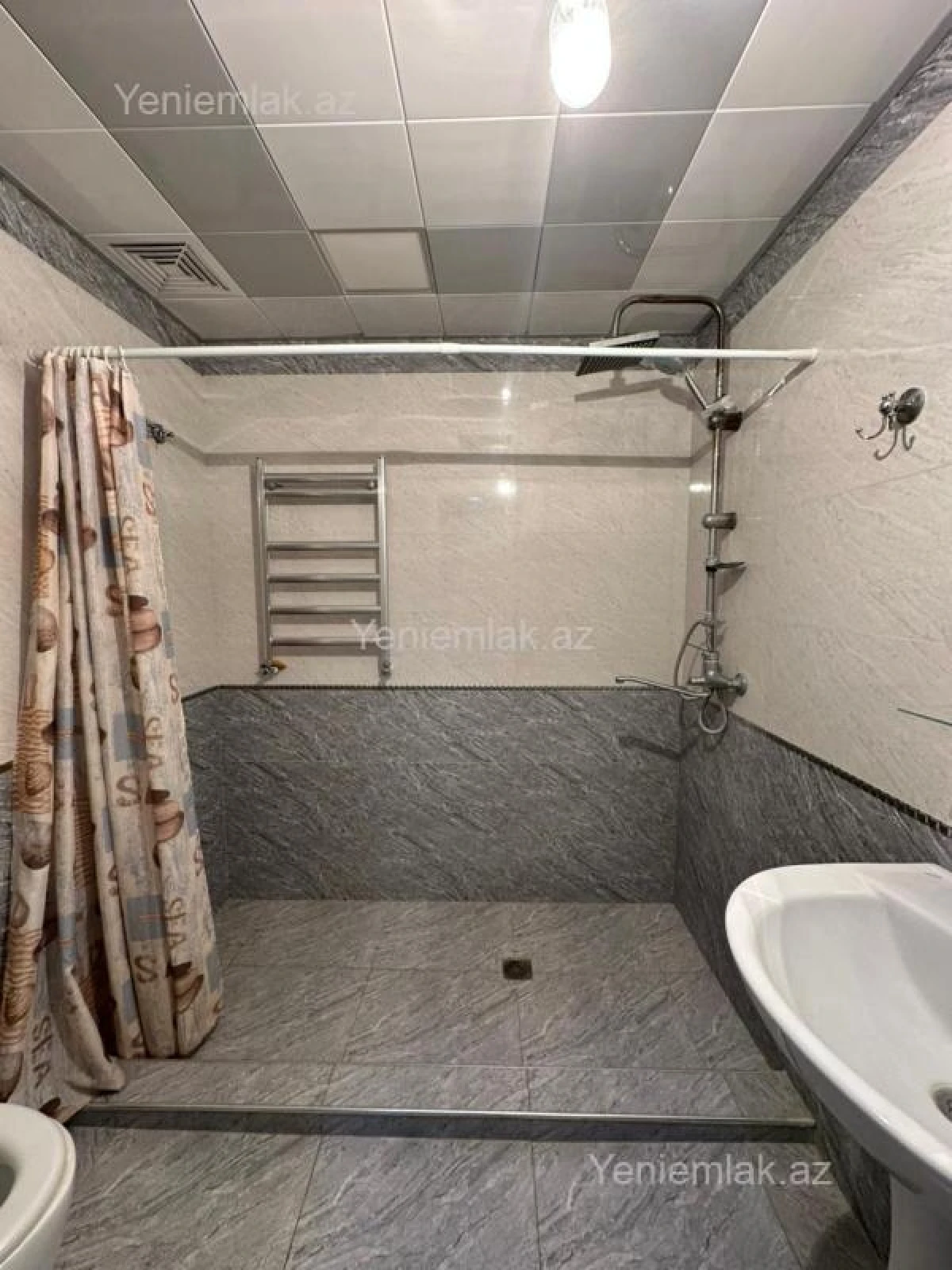 Satılır 2 otaqlı yeni tikili 90 m²