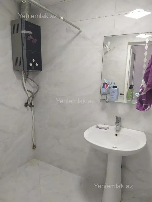 Satılır 4 otaqlı yeni tikili 90 m²
