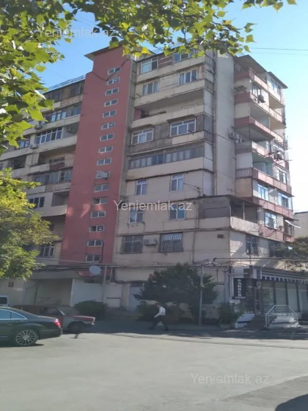 Satılır 2 otaqlı köhnə tikili 50 m²