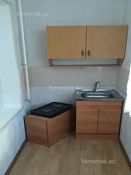 Satılır 2 otaqlı köhnə tikili 50 m²