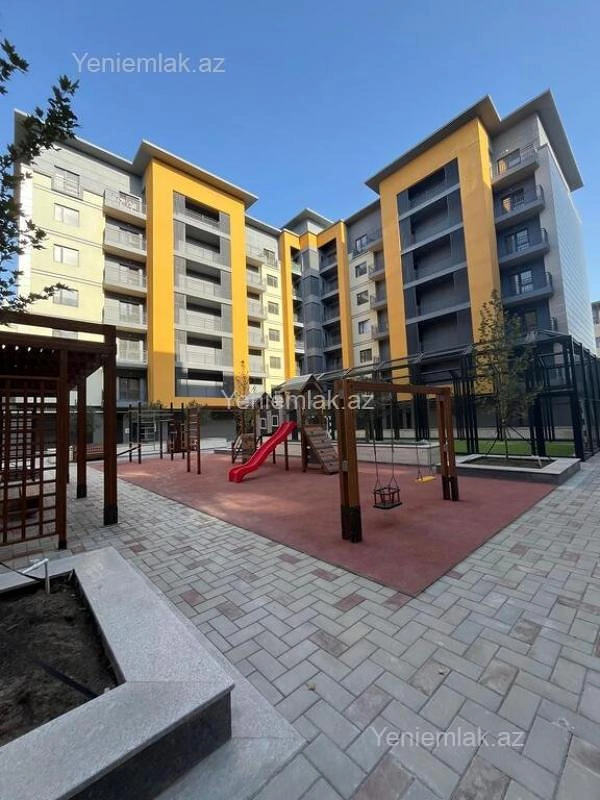 Satılır 3 otaqlı yeni tikili 128 m²