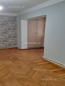 Satılır 1 otaqlı köhnə tikili 50 m²