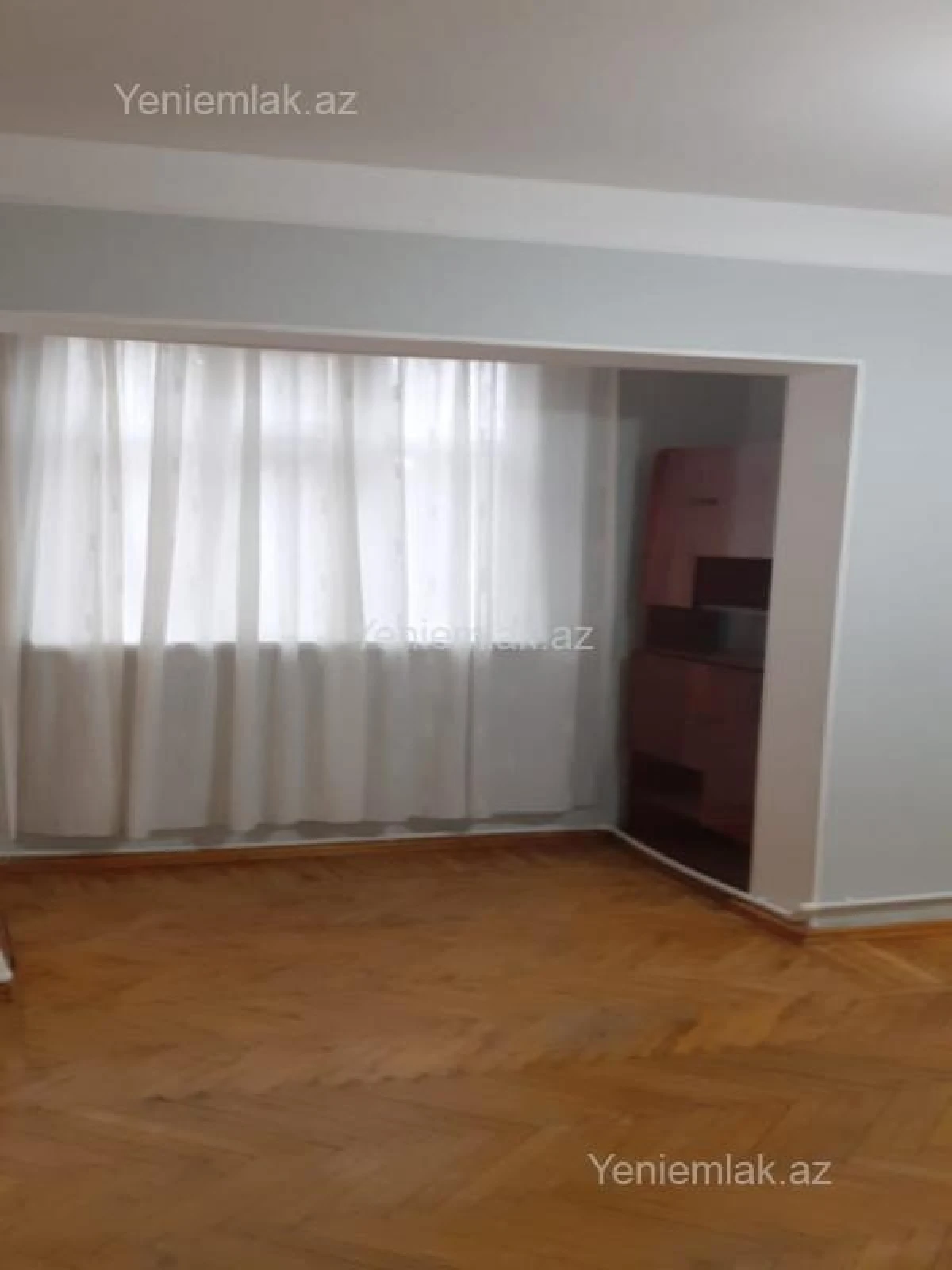 Satılır 1 otaqlı köhnə tikili 50 m²