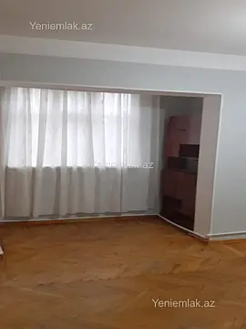 Satılır 1 otaqlı köhnə tikili 50 m²