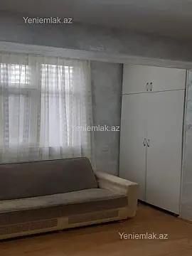 Satılır 1 otaqlı köhnə tikili 50 m²