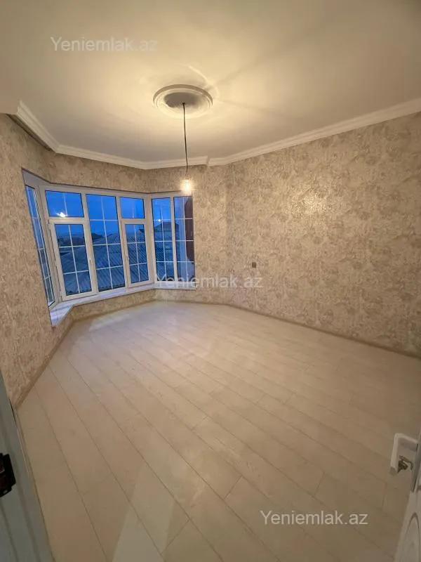 Satılır 4 otaqlı həyət evi 130 m²