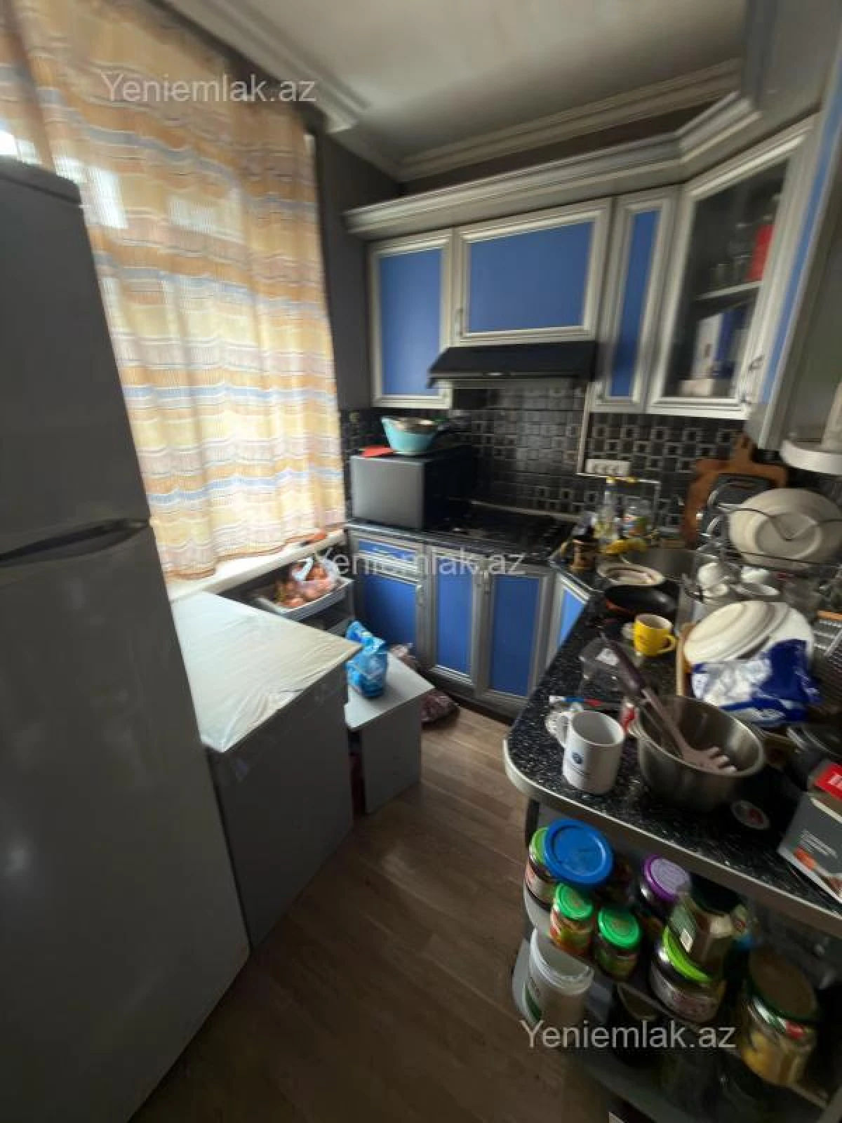 Satılır 2 otaqlı köhnə tikili 50 m²