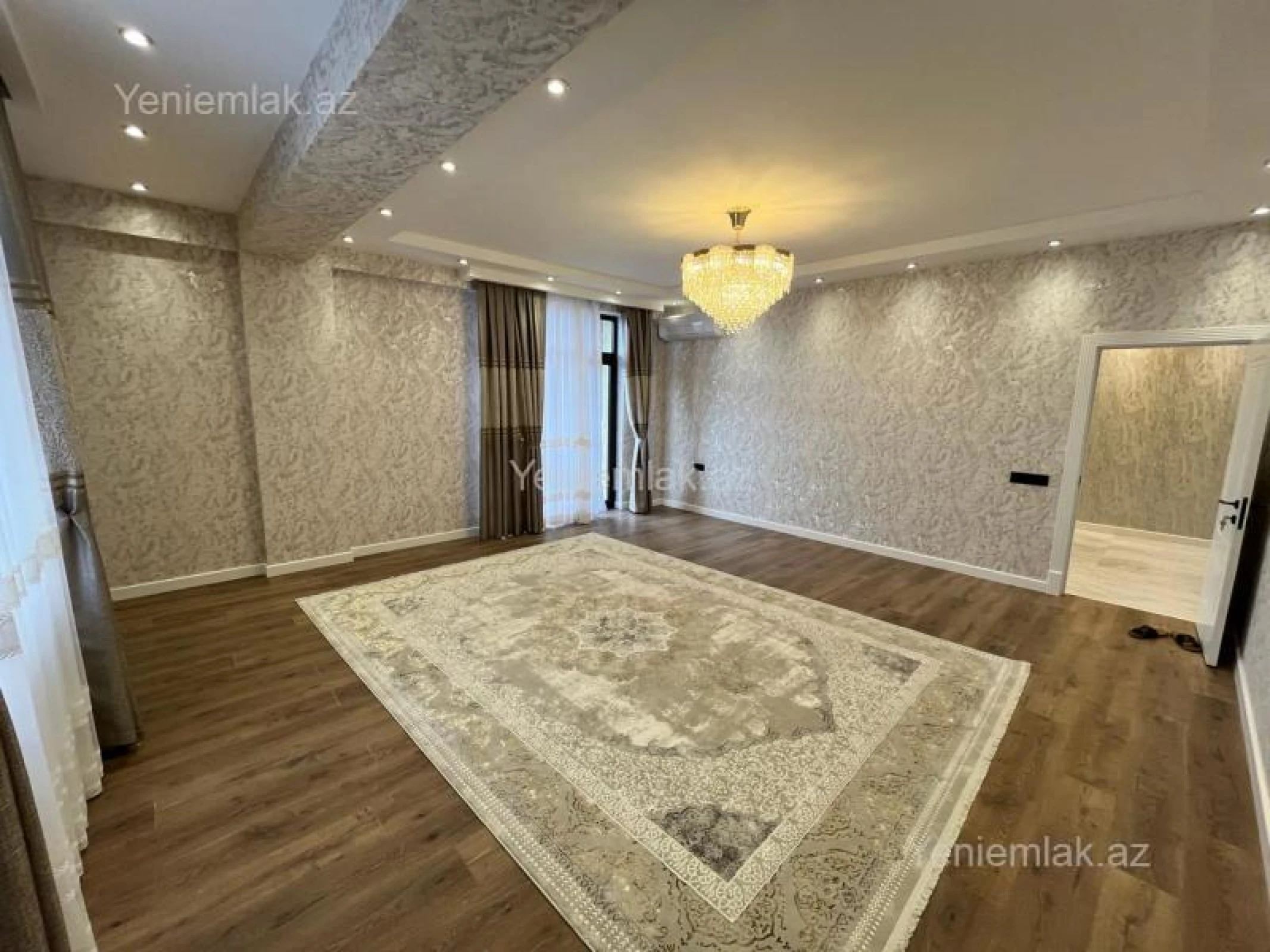 Satılır 3 otaqlı yeni tikili 98 m²