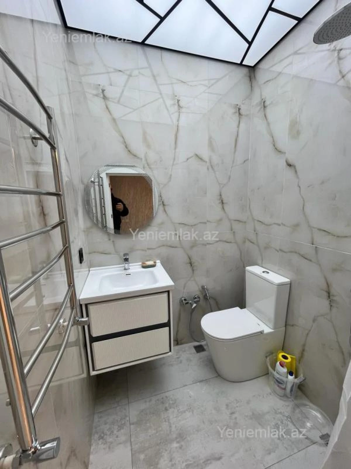 Satılır 3 otaqlı yeni tikili 98 m²