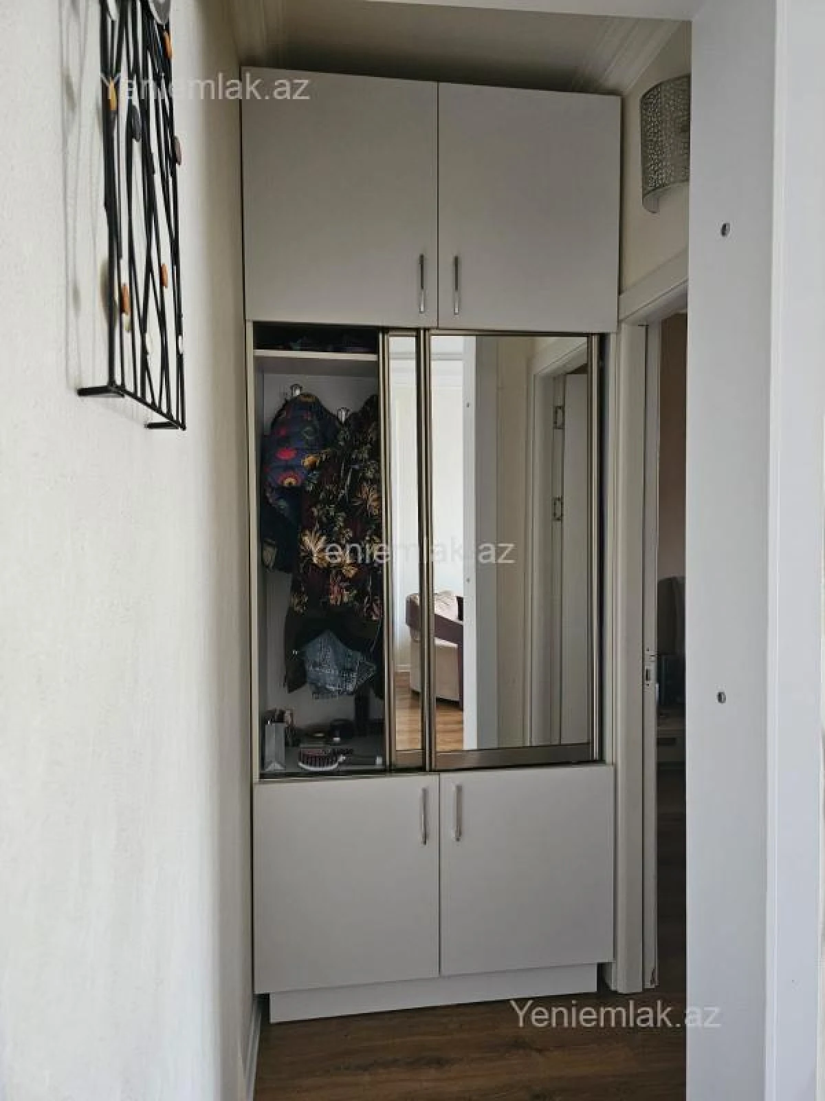 Satılır 4 otaqlı köhnə tikili 110 m²