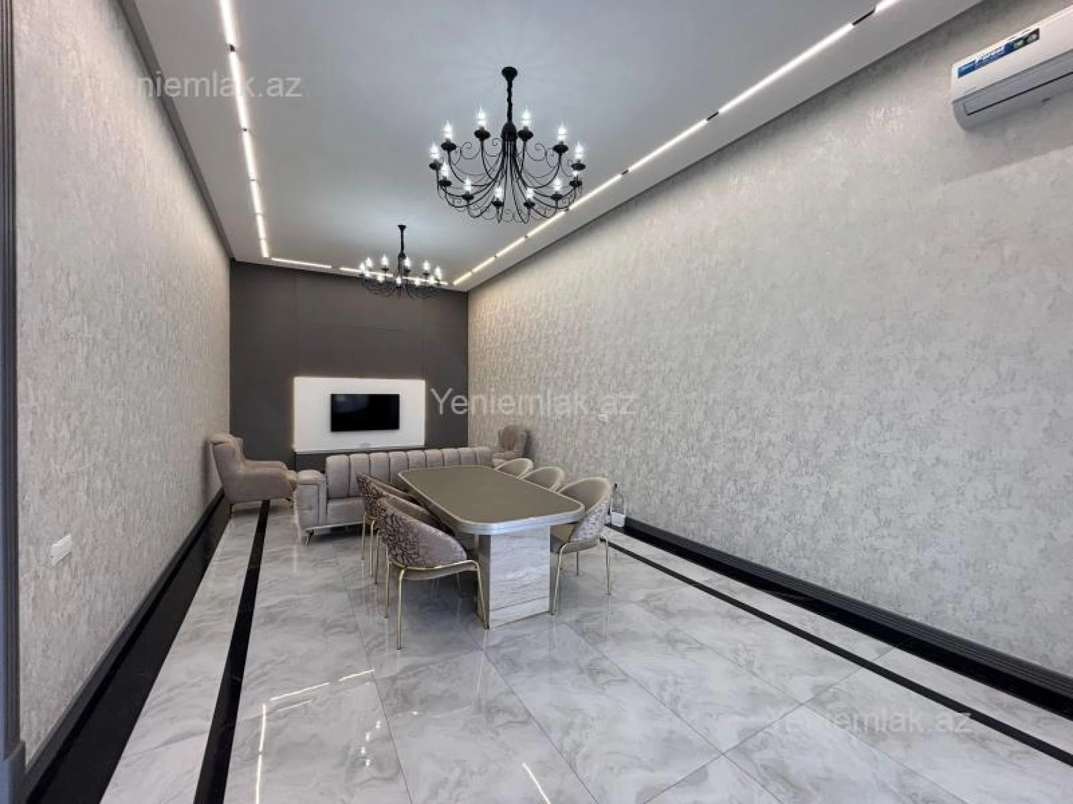 Satılır 4 otaqlı həyət evi 200 m²