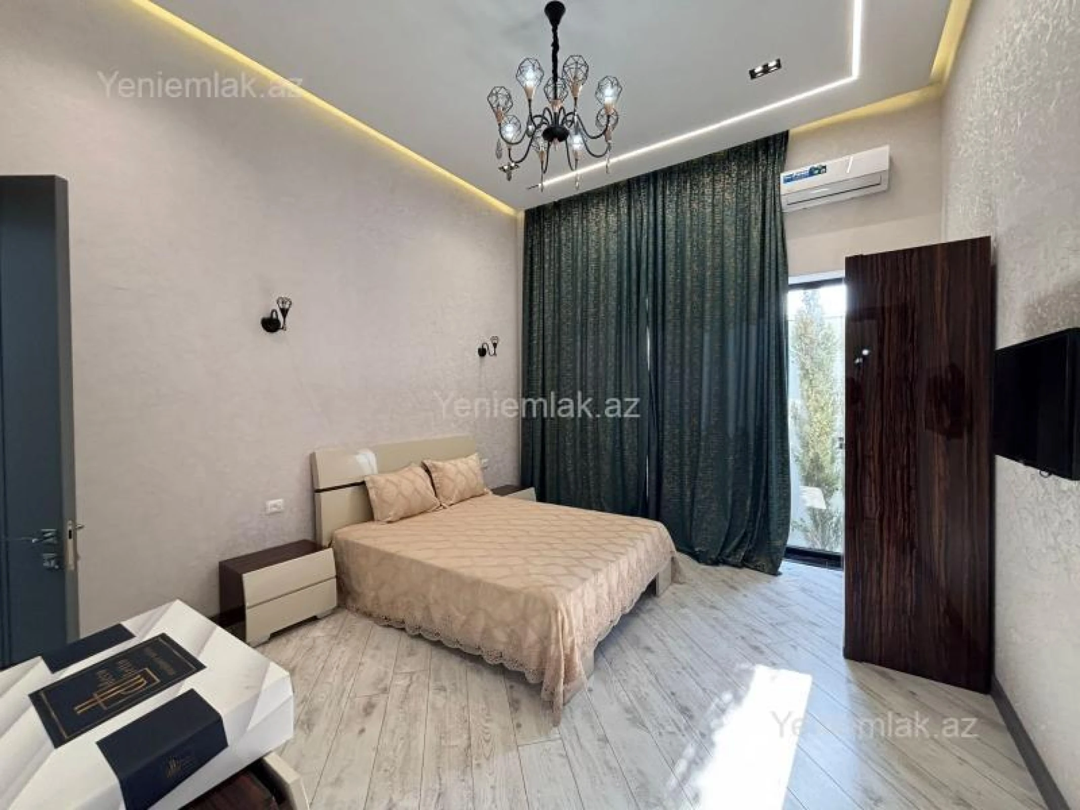 Satılır 4 otaqlı həyət evi 200 m²