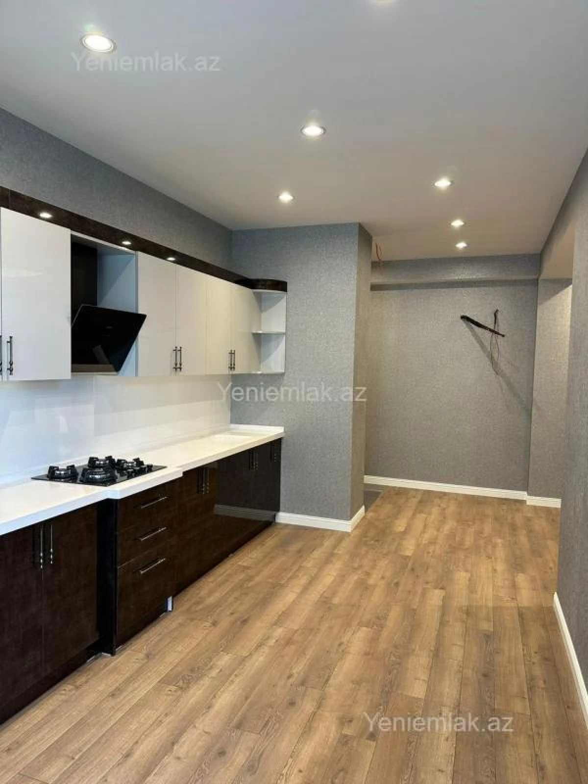 Satılır 3 otaqlı yeni tikili 87 m²