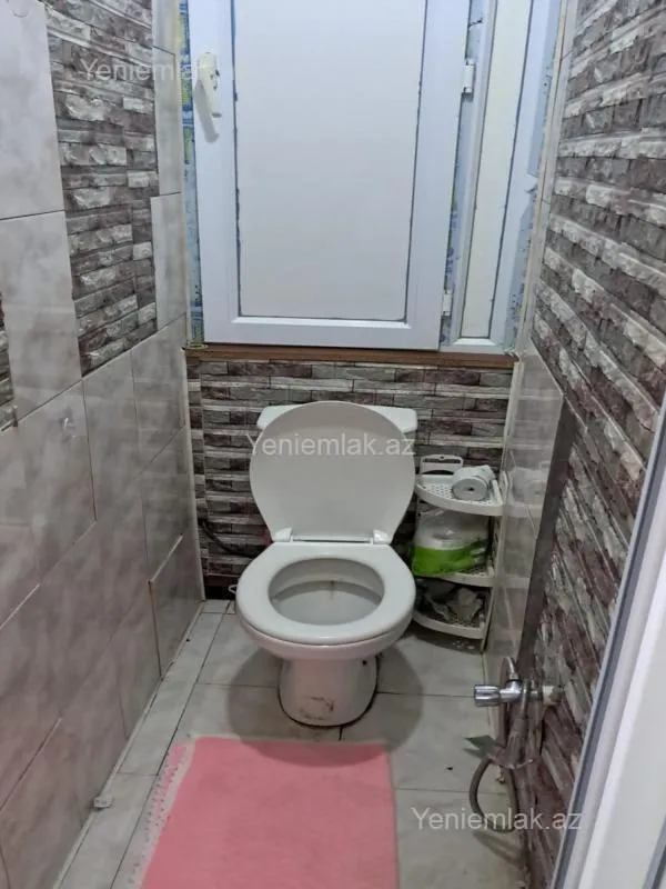 Satılır 3 otaqlı köhnə tikili 80 m²