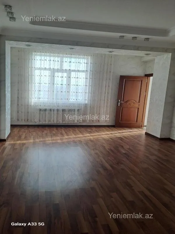 Satılır 2 otaqlı yeni tikili 70 m²