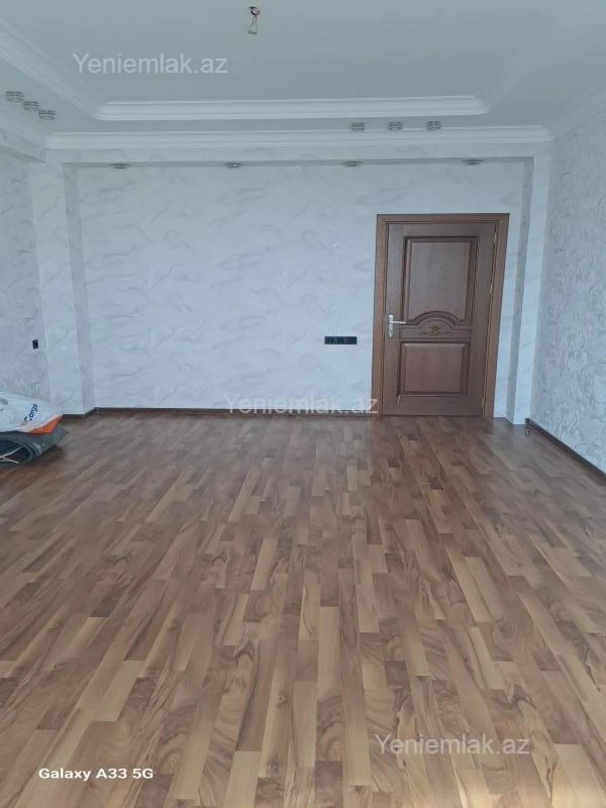 Satılır 2 otaqlı yeni tikili 70 m²