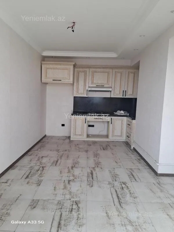 Satılır 2 otaqlı yeni tikili 70 m²