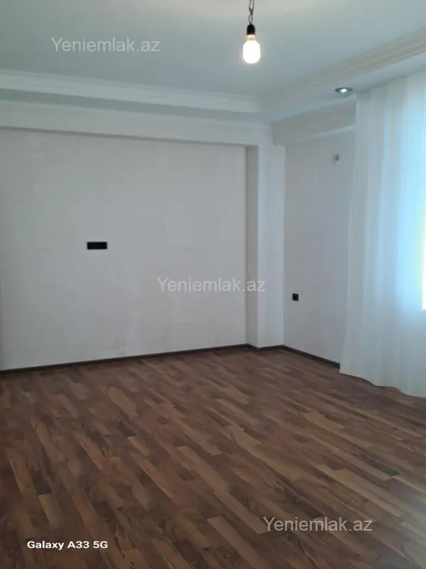 Satılır 2 otaqlı yeni tikili 70 m²