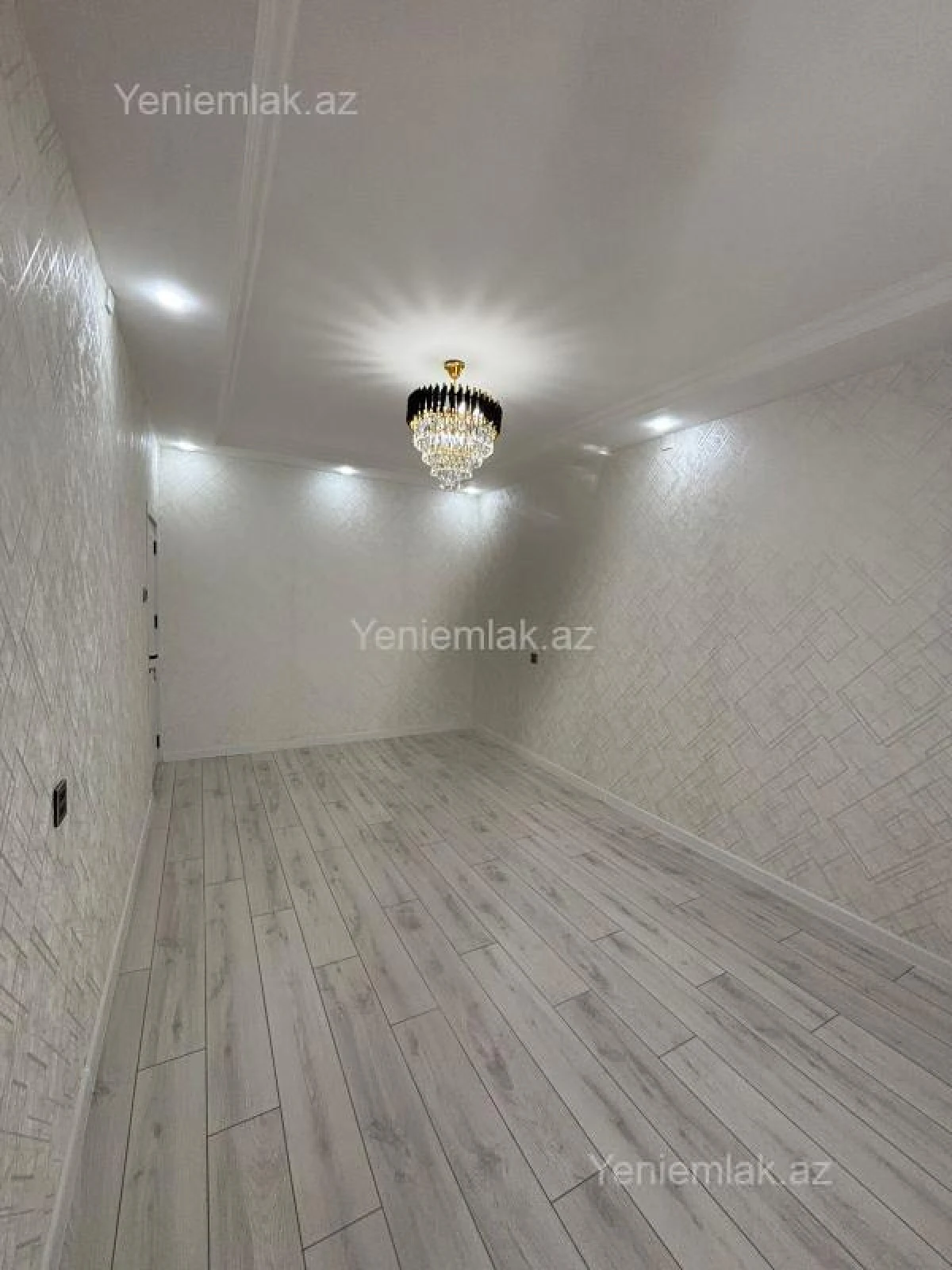 Satılır 2 otaqlı köhnə tikili 60 m²