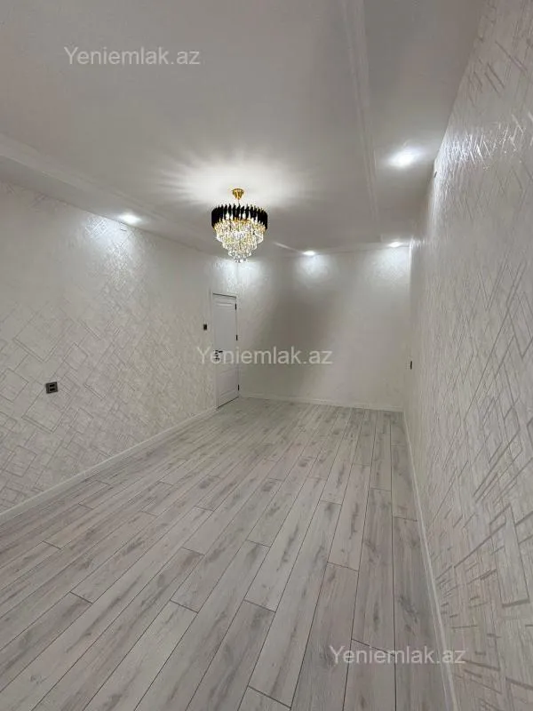 Satılır 2 otaqlı köhnə tikili 60 m²
