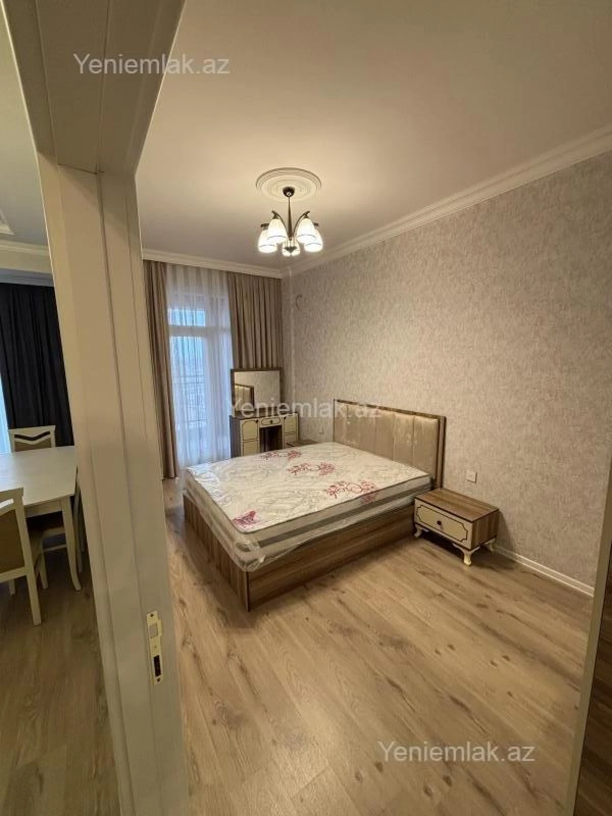 Satılır 2 otaqlı yeni tikili 61 m²