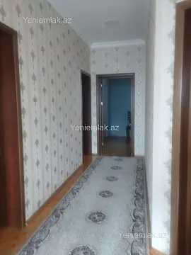 Satılır 5 otaqlı həyət evi 200 m²
