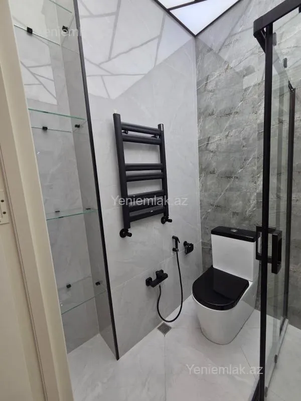 Satılır 2 otaqlı yeni tikili 74 m²