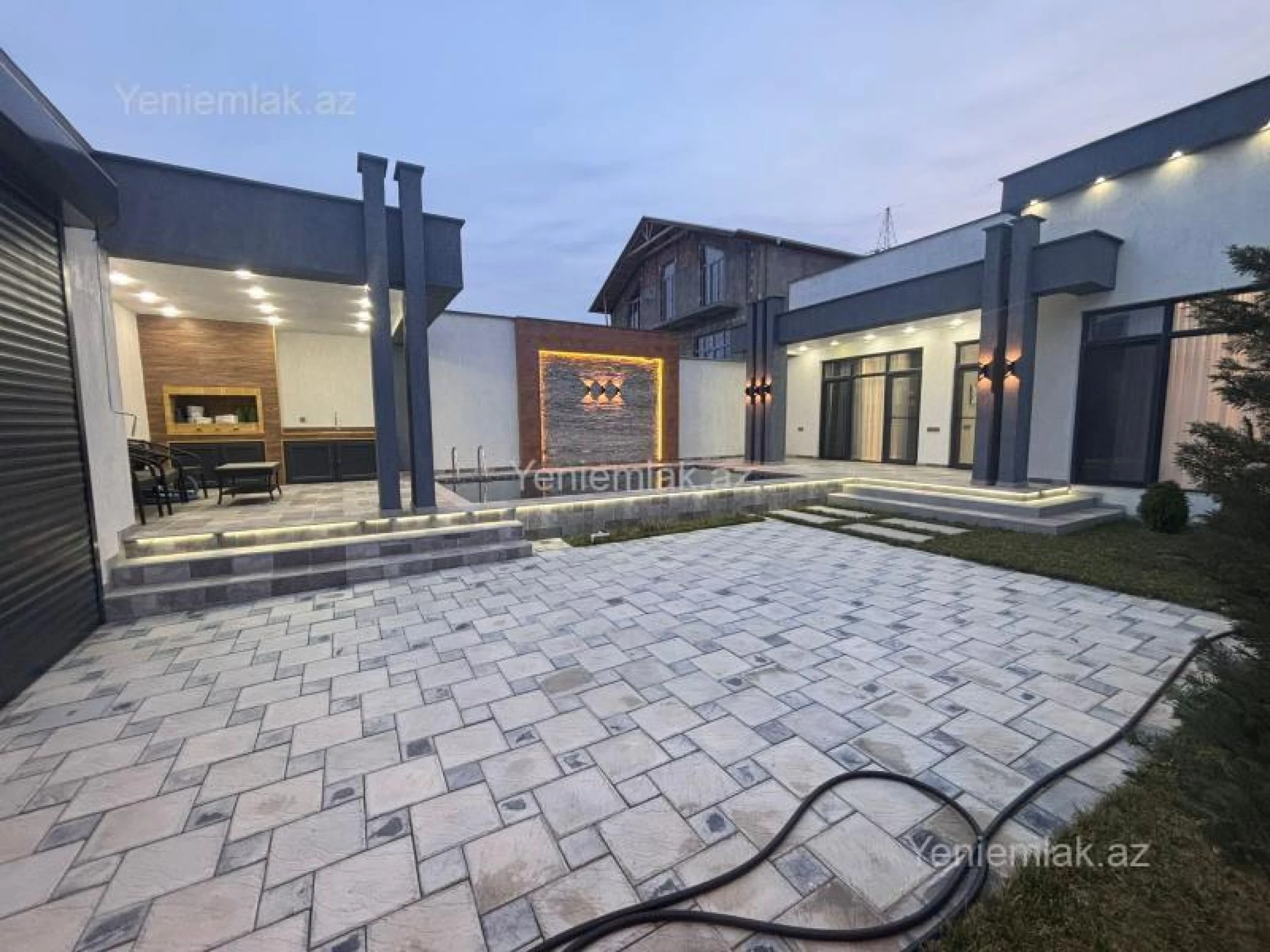 Satılır 4 otaqlı həyət evi 150 m²